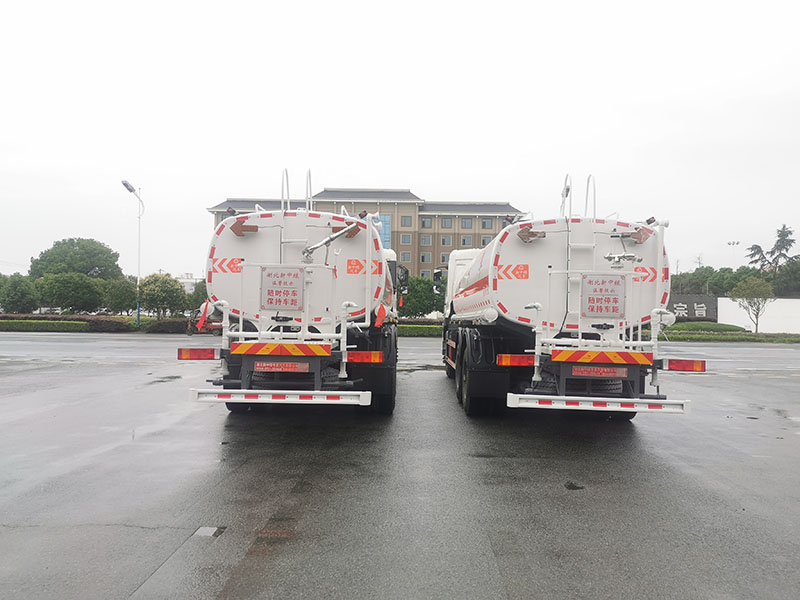 中潔牌XZL5256GPS6型綠化噴灑車(chē)