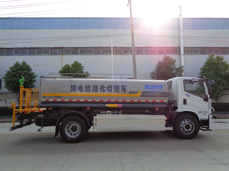 XZL5180GPSBEV型純電動(dòng)綠化噴灑車