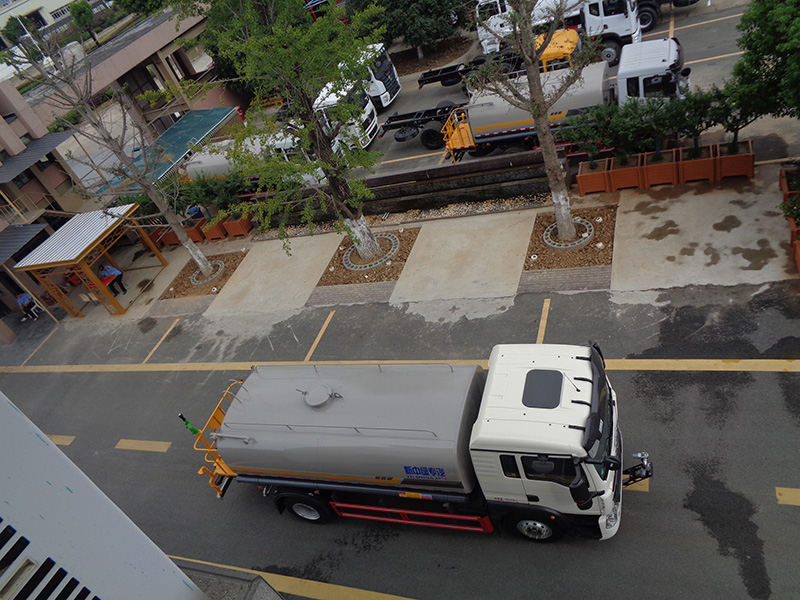 XZL5187GPS6ZZ型綠化噴灑車