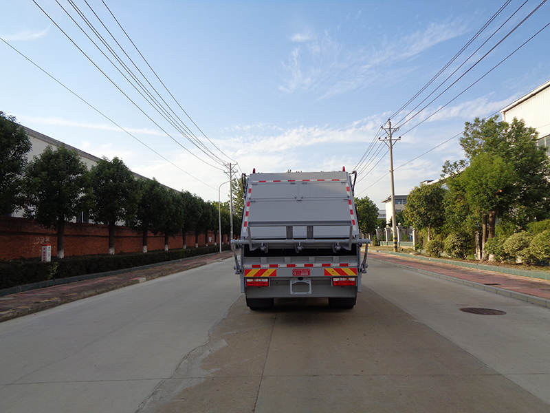 XZL5141ZYS6型壓縮式垃圾車(chē)