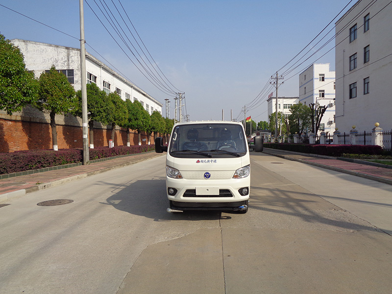 XZL5041GPSBEV型純電動(dòng)綠化噴灑車