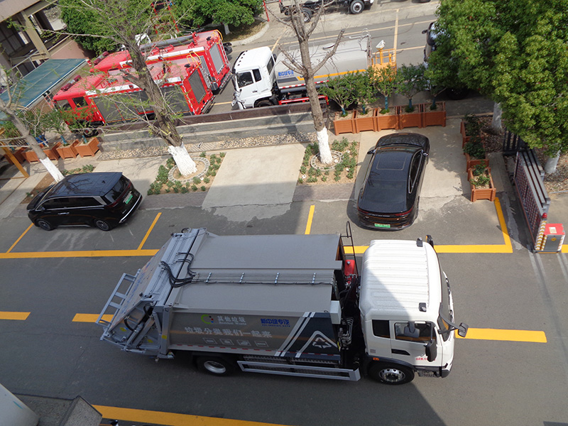 XZL5181ZYSBEV型純電動壓縮式垃圾車