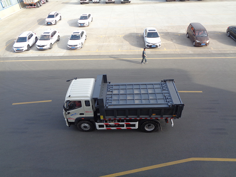 XZL5183ZLJ6型自卸式垃圾車