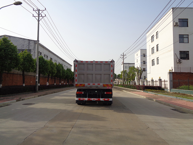 XZL5253ZWX6NG型污泥自卸車(chē)